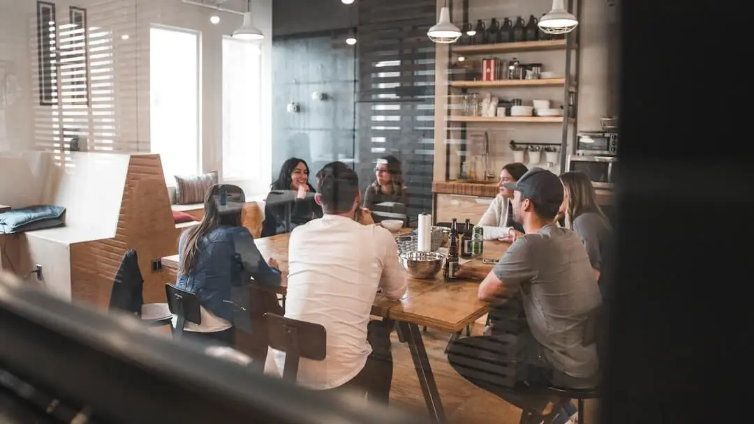 Étude de projet sur mesure pour reconversion professionnelle et activité complémentaire rentable